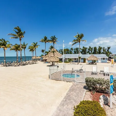 Fiesta Key Rv Resort Waterfront Cottage 33-3